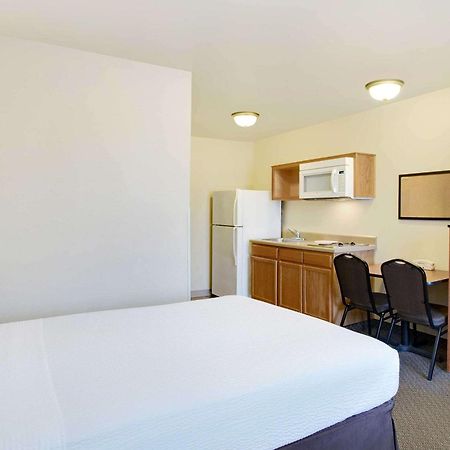 Woodspring Suites Raleigh Northeast Wake Forest Værelse billede